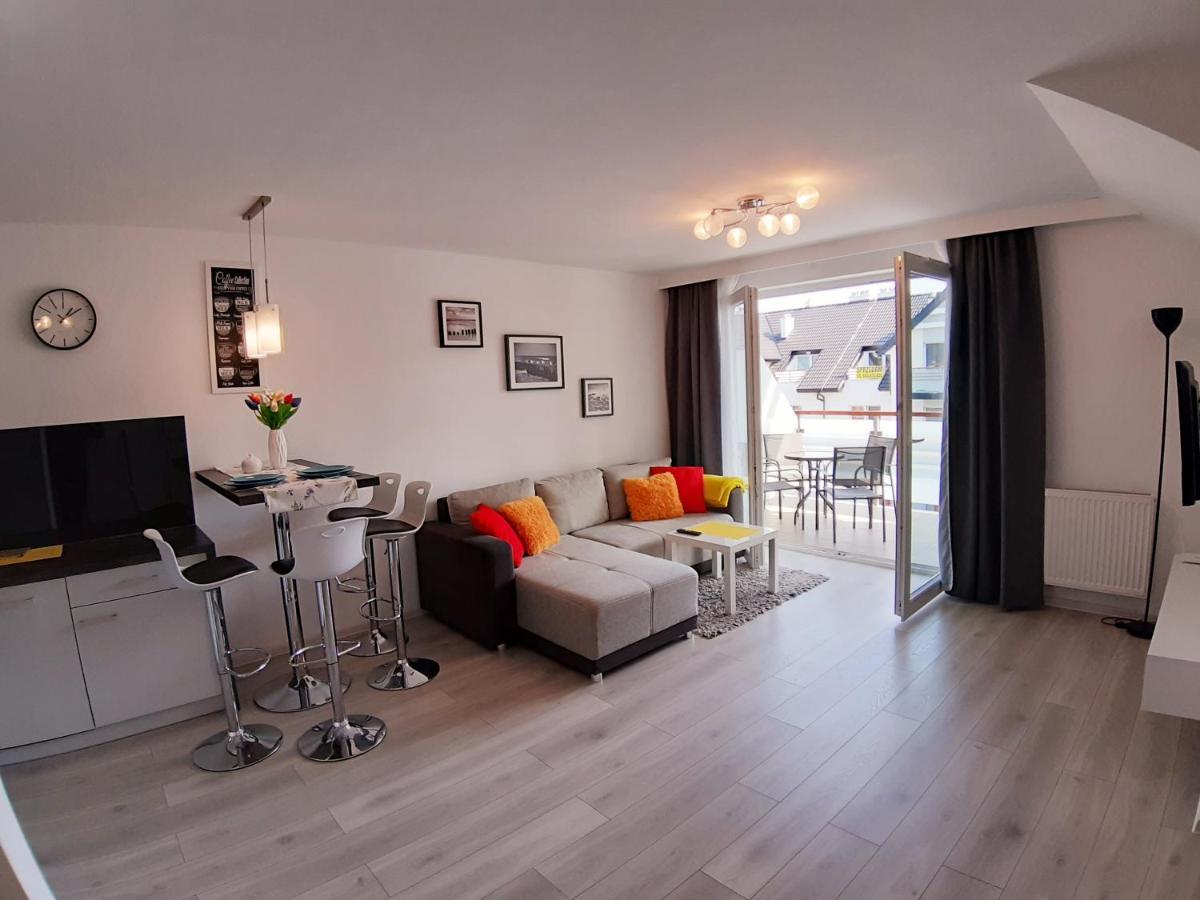 Apartamenty Asis Darlowko Esterno foto