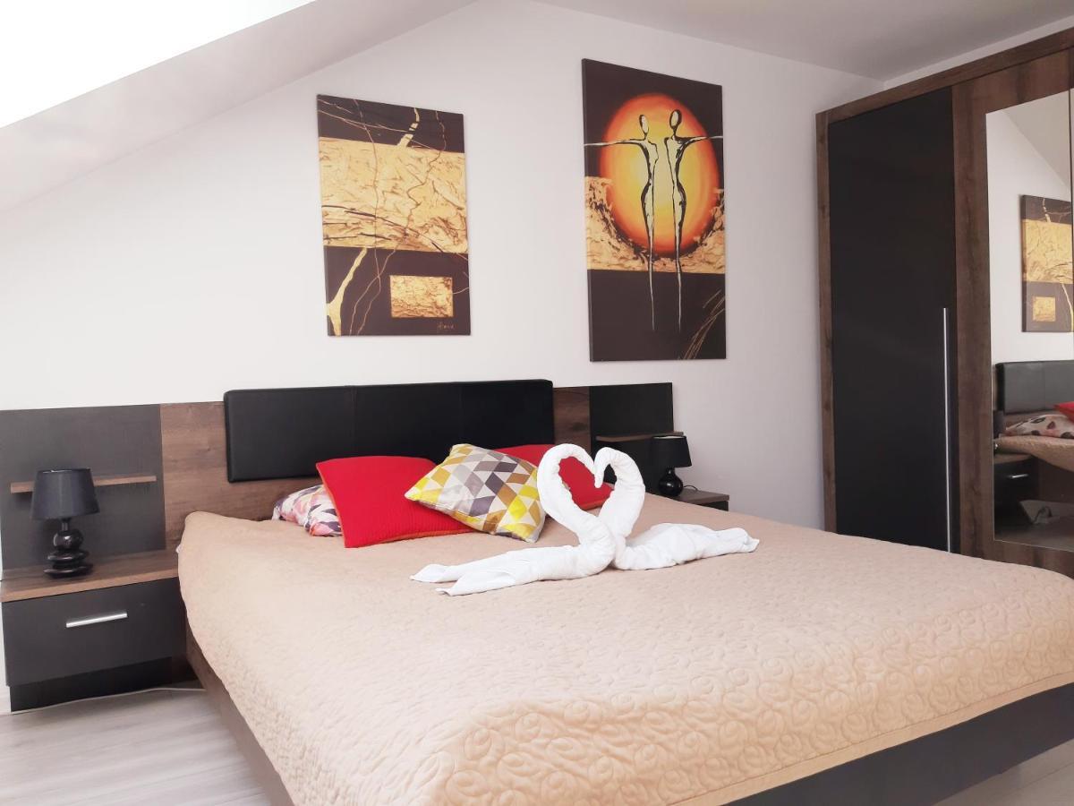Apartamenty Asis Darlowko Esterno foto